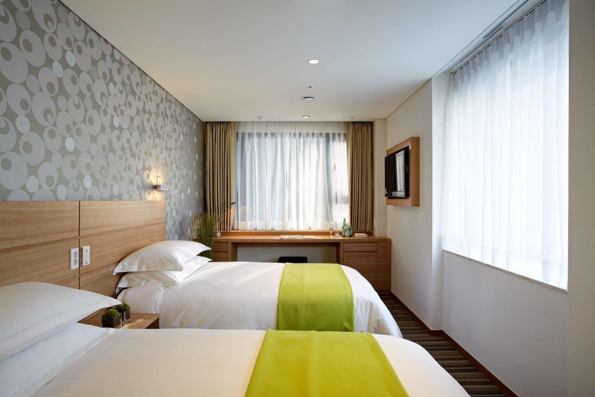 Hotel Nine Tree By Parnas Seoul Myeongdong 1 Exterior foto